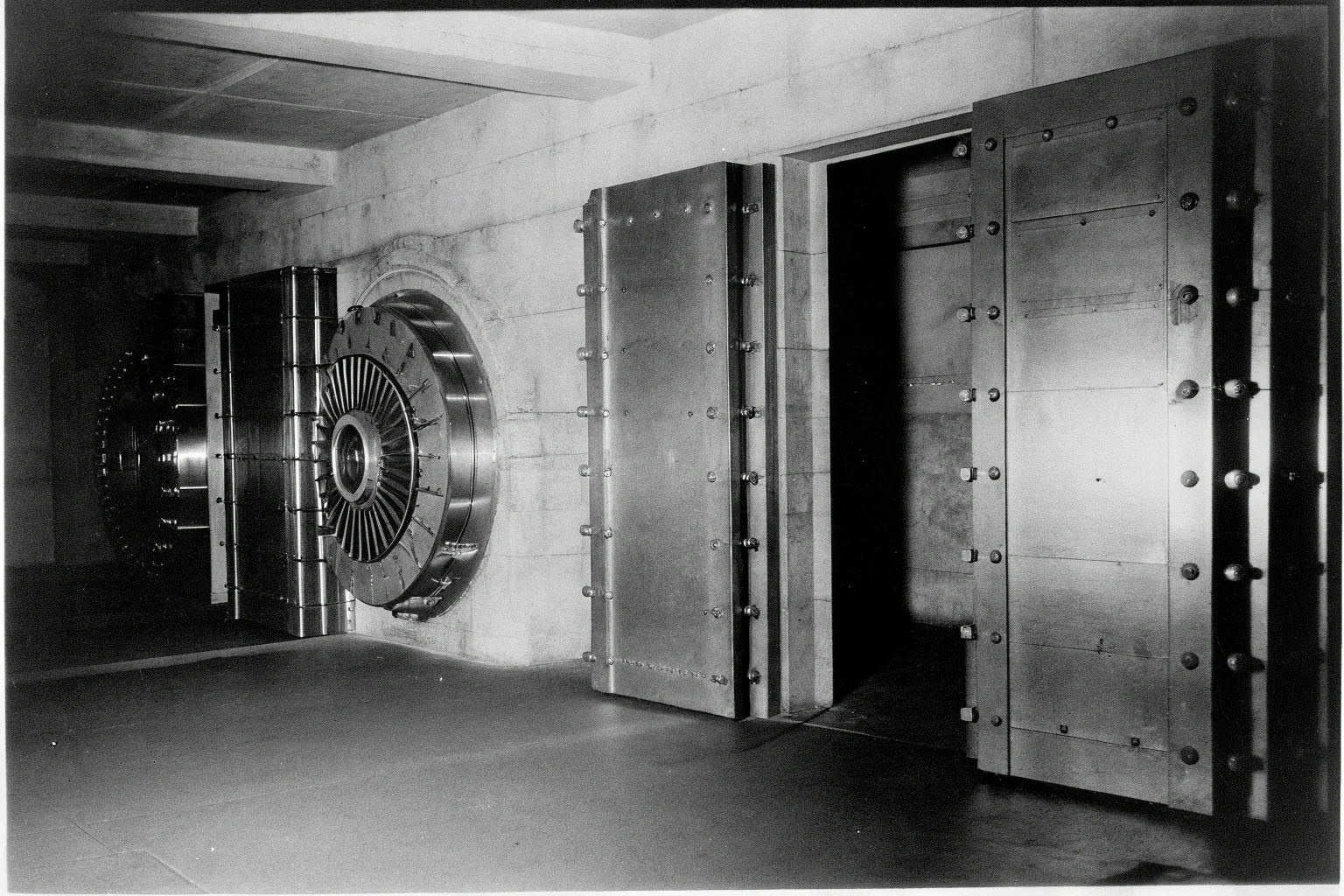 Institutional DeFi